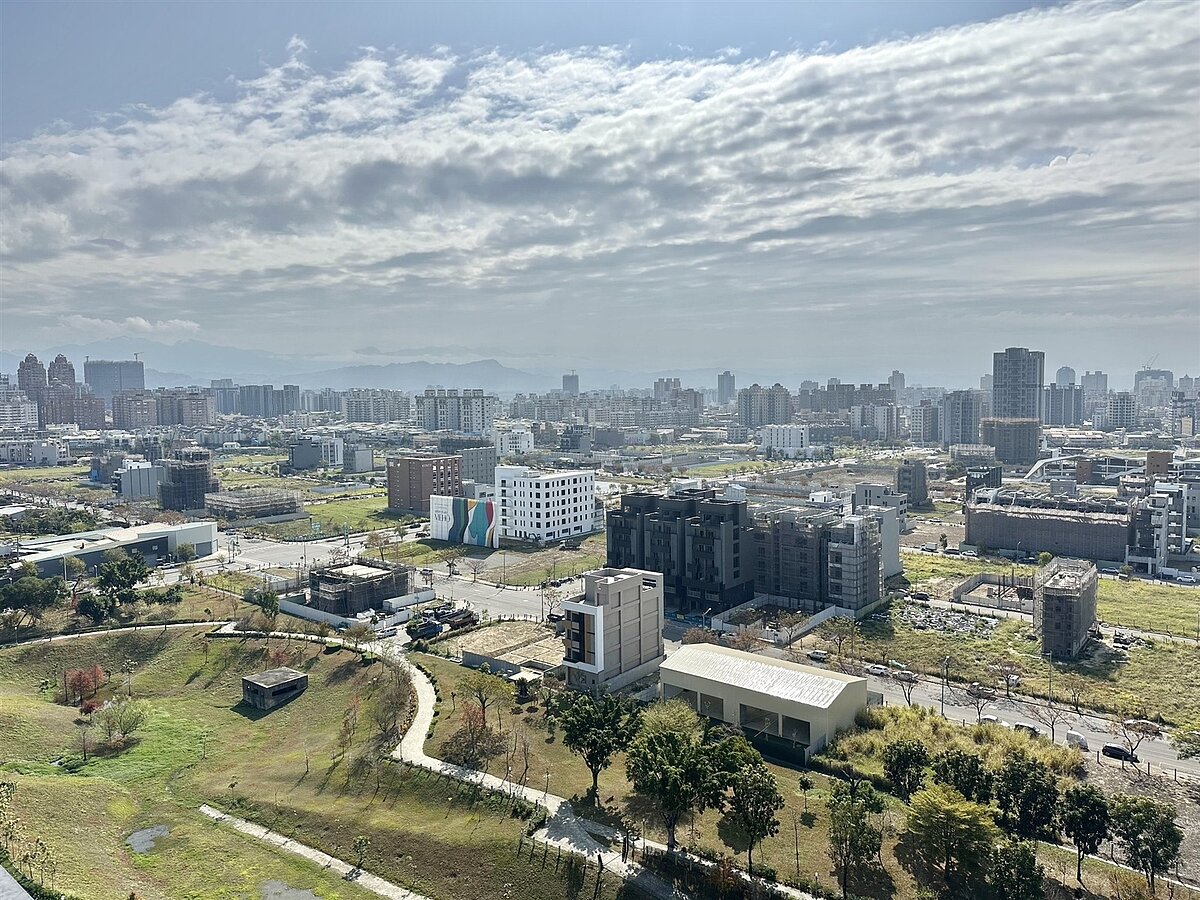 近期台中重劃區推案火熱且回歸自住型規劃，不少建商紛紛推出45坪以上產品。業者提供