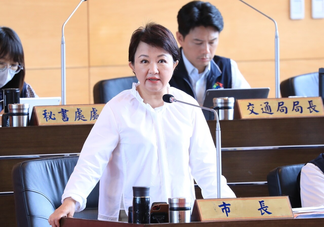 台中市長盧秀燕表示，運動是創新產業，會帶動經濟、觀光等產業，且創研用地廣大，還有20公頃可用，高科技業與超巨蛋可並行。記者余采瀅／攝影 