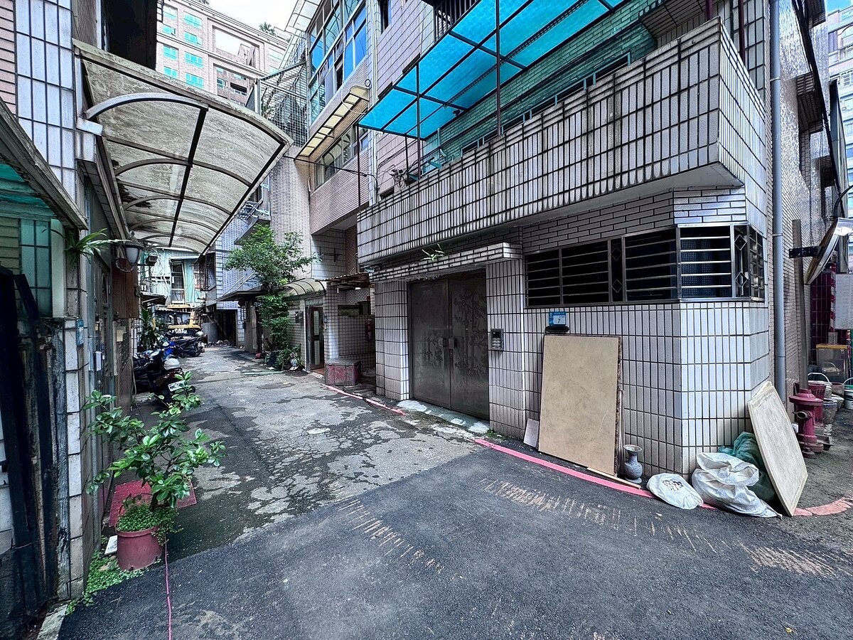 更新前建物外觀。圖/都市更新處提供