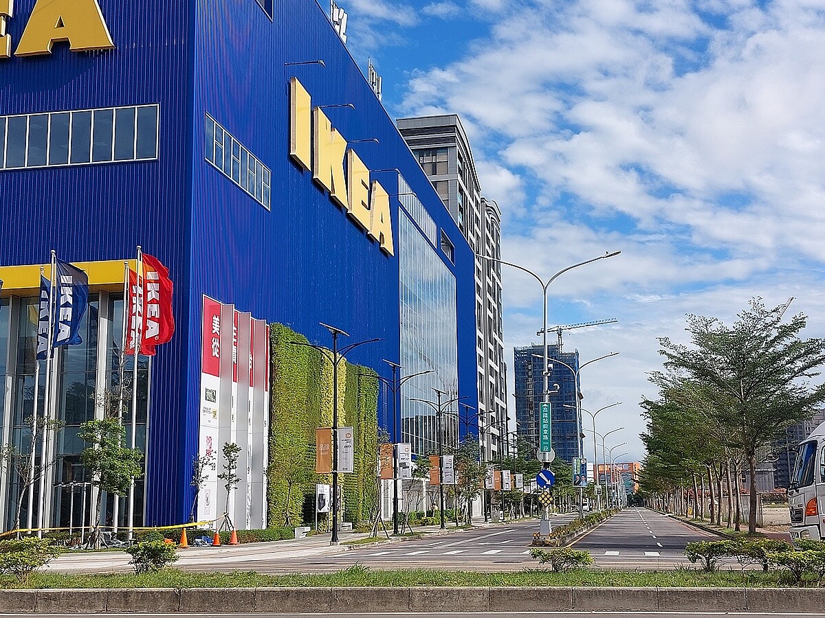 青埔房市驚奇 3年單價漲逾20萬「直接破4千萬豪宅線」、屋主驚呆! 青埔這幾年房價上升驚人,一位屋主3年多前買了預售屋,當時總價含車位3千多萬元,如今銀行估值竟破4千萬豪宅門檻、讓屋主驚呆!圖/好房網News記者林和謙/攝