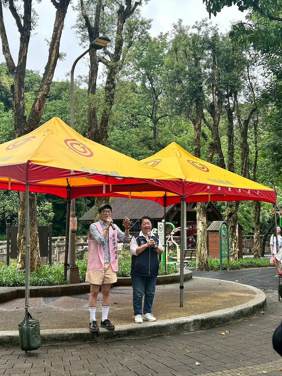 安泰里母親節義賣活動