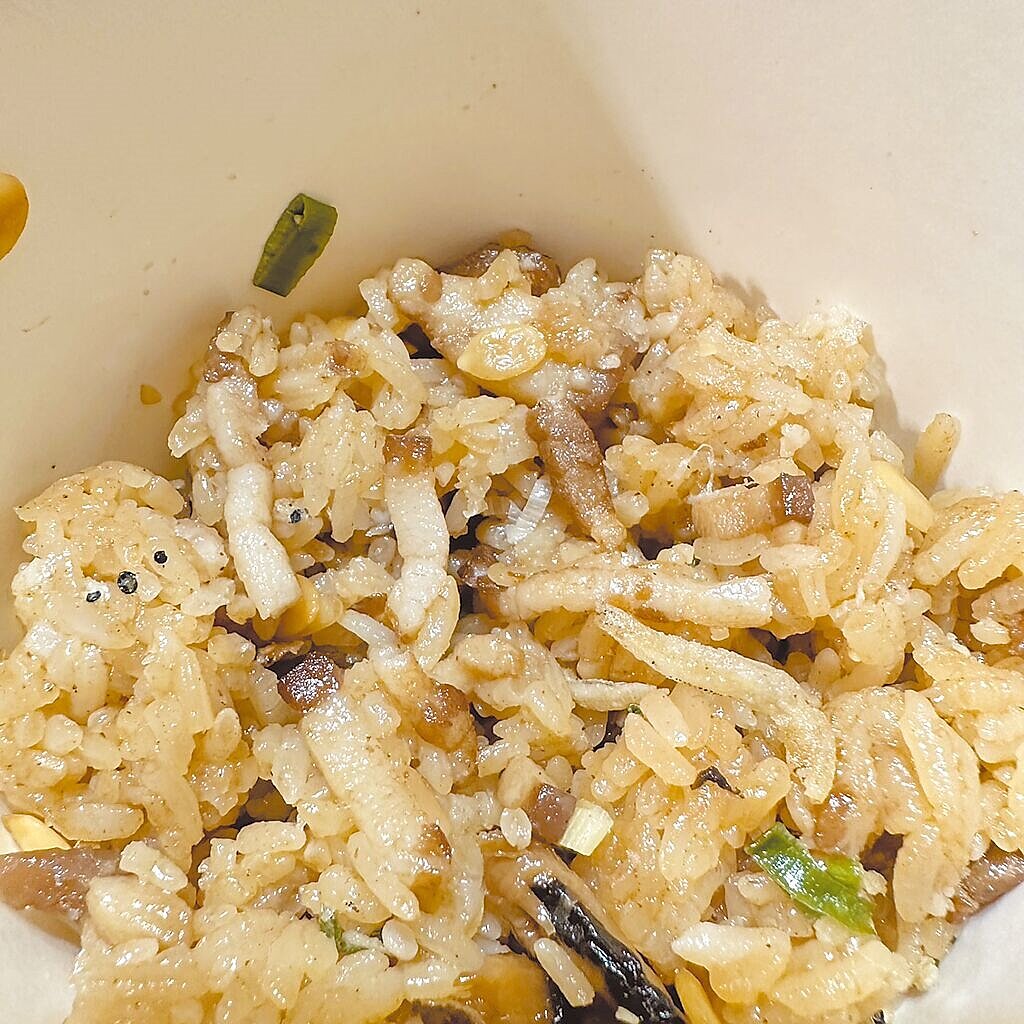 一對新人在新竹國賓飯店舉辦婚宴，由於新郎是穆斯林，要求餐點絕不可有豬肉，但當天的米糕竟仍摻雜豬肉，且有穆斯林賓客誤食，讓婚宴變成噩夢。圖／民眾提供
