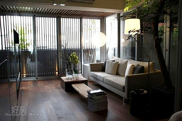 2．客廳變即使不開燈仍然採光十足。 