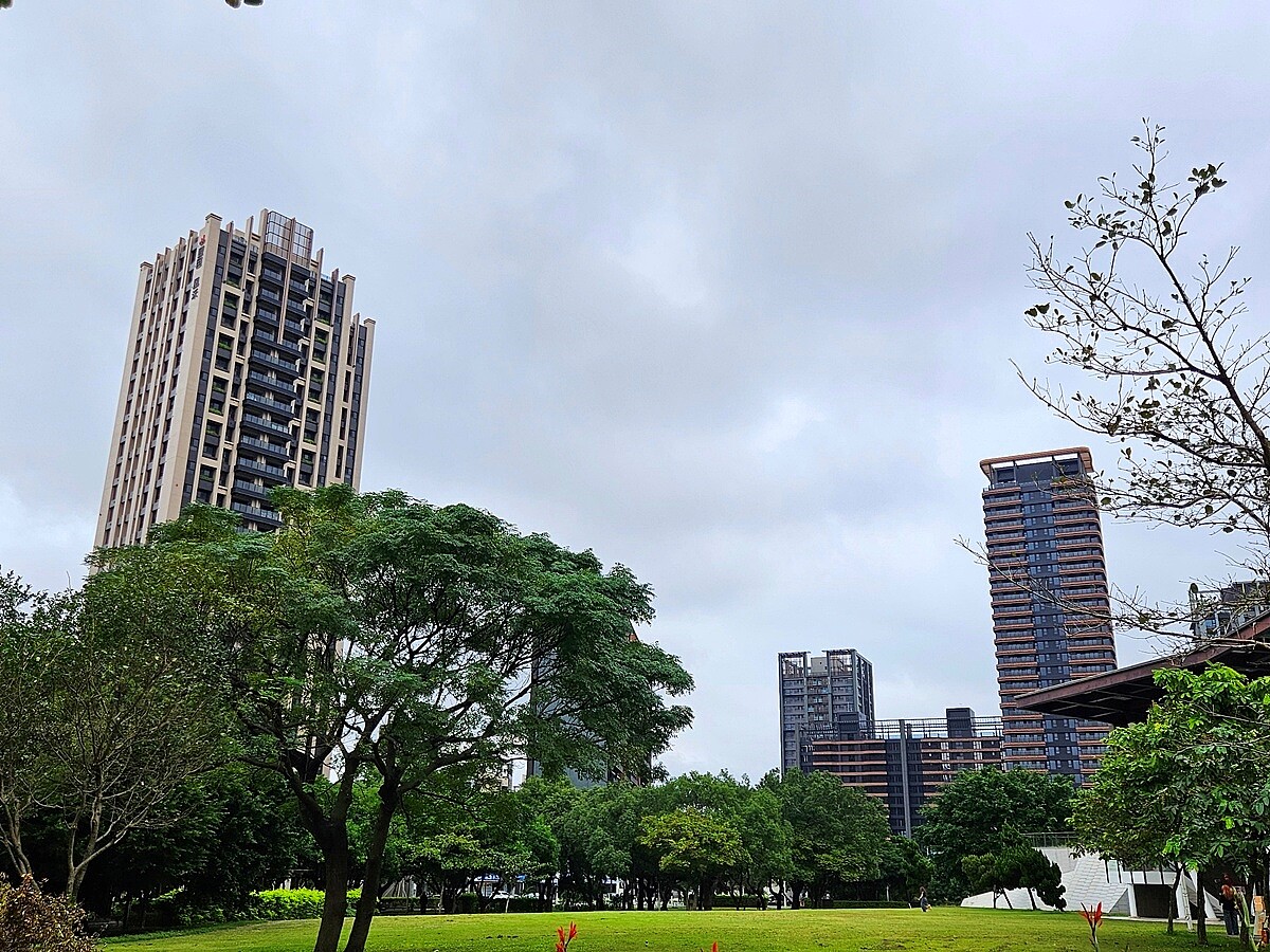 近幾個月中路市況偏弱,反倒讓一些賣方願意有感讓利「求儘快成交」,房價略鬆動。好房網News記者林和謙/攝