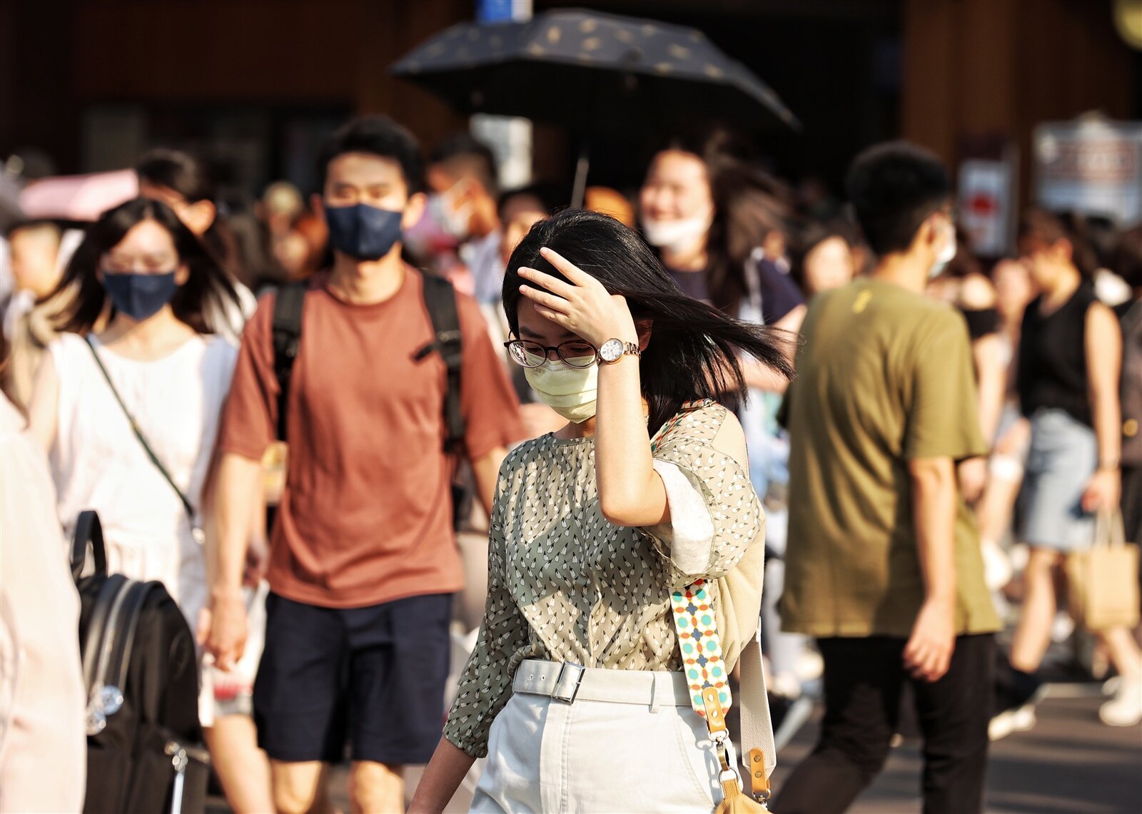 今天是24節氣的「夏至」，天氣晴朗炎熱，應注意防曬、防中暑。本報資料照片 