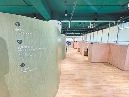 
新竹市全市各圖書館分館提供的自修席位總共只有358席。圖為龍山分館自修室。（陳育賢攝）
