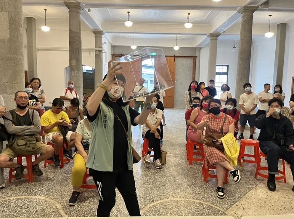 永樂市場釋出一處攤位,18日下午公開抽籤。圖/台南市場處提供