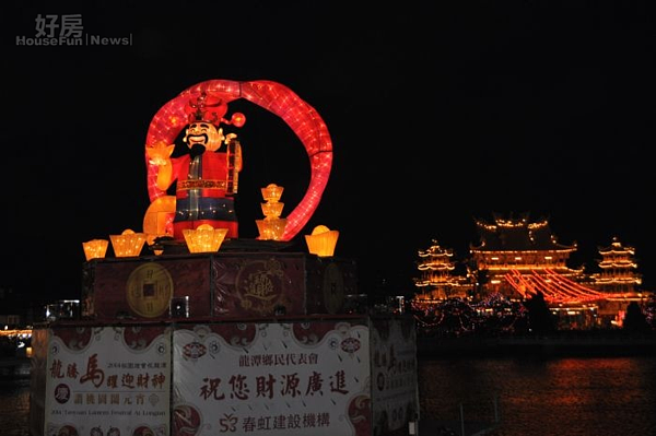 全國唯一以財神做主燈燈會 桃園燈會熱鬧開幕