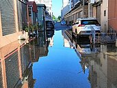 海水倒灌　東港東津里又淹水