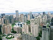 房貸餘額年增幅連八降