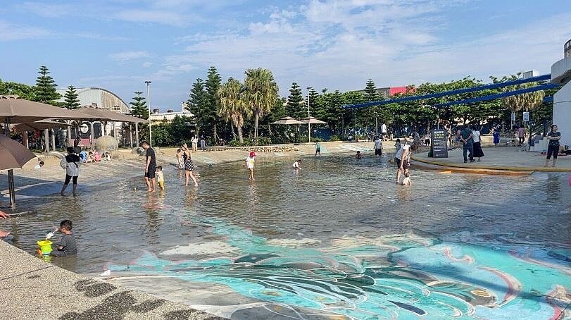 南寮親子沙灘。圖／新竹市城銷處提供