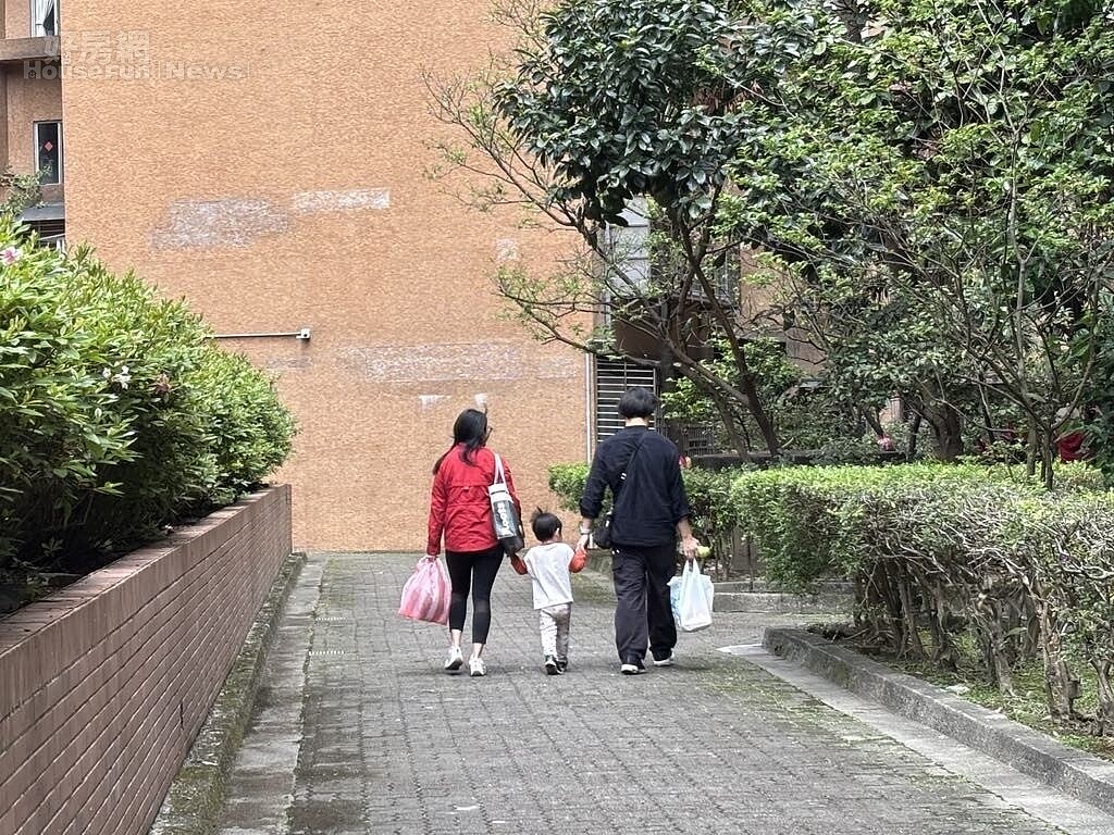 小家庭、夫妻、居家。圖／好房網News記者黃芸涵攝影	