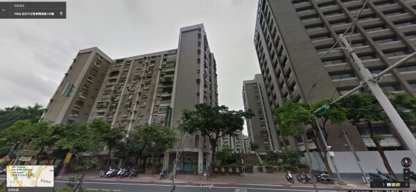 位在中正區愛國東路上的新隆國宅,鄰近北市明星學校中正國中,屋主相當惜售,在加上雙捷運的加持下,房價更加固若金湯。(翻攝自Google Map)