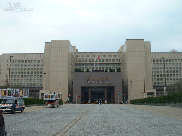 違規競選廣告林立 30米以上道路北市加強查處