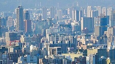 
國內房市今年以來交易量縮，但銀行房貸水位仍吃緊。圖∕本報資料照片
