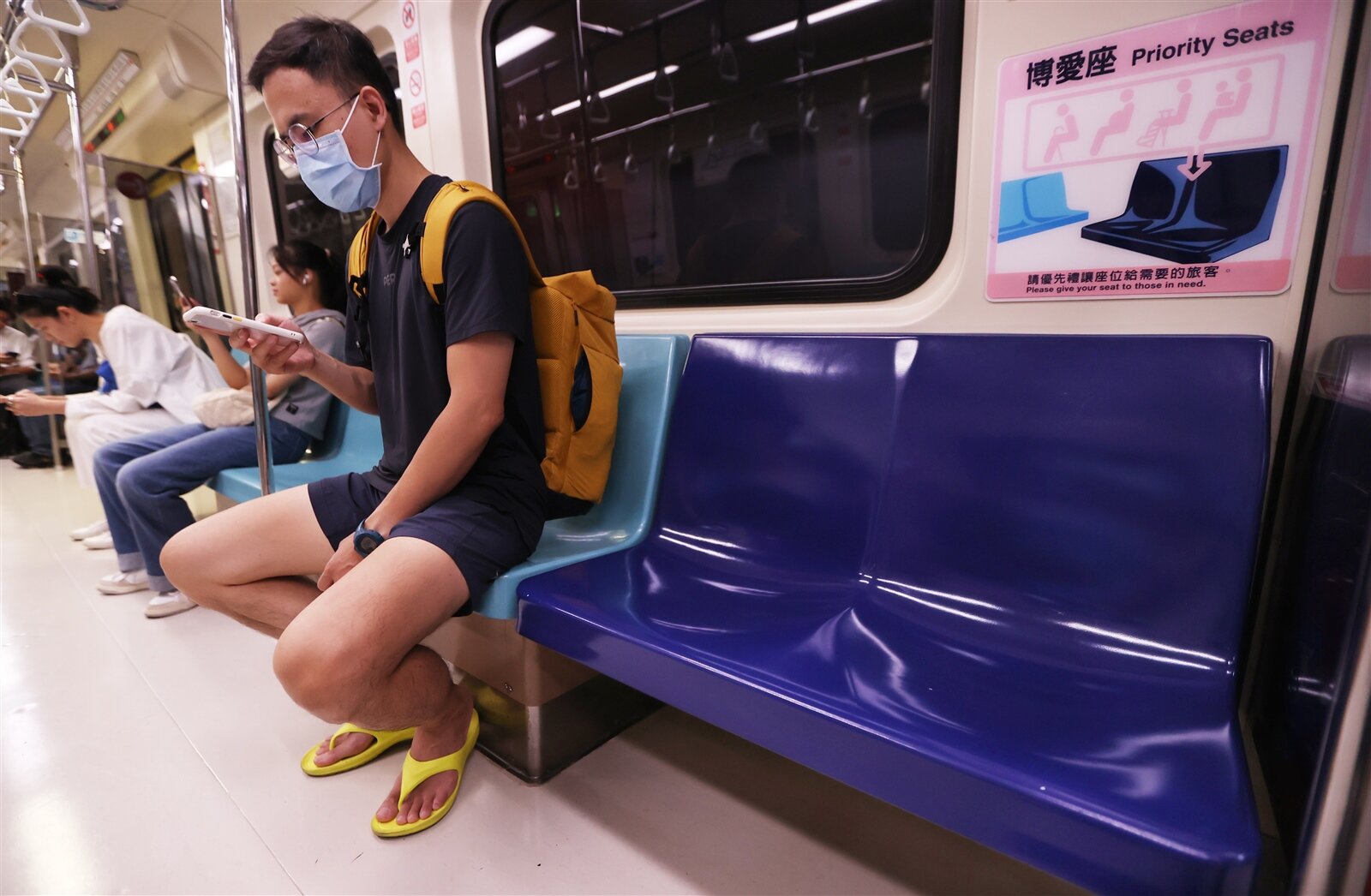 台灣博愛座爭議頻傳,朝野立委提出多個版本,擬將現行博愛座改為「優先席」。本報資料照片