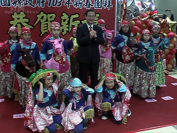 新年升格 吳志揚:萬馬奔騰迎勝利與希望