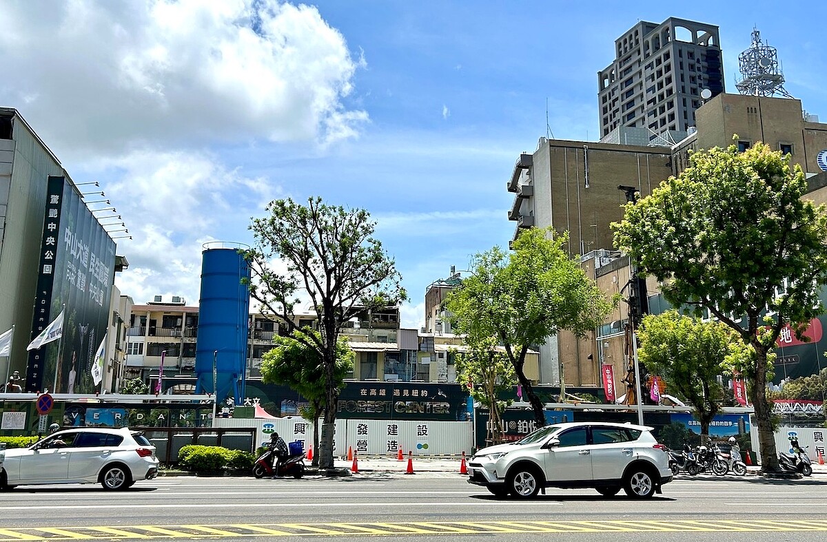 興富發位於高雄市新興區中山路新案基地。圖／好房網News記者蔡佩蓉攝影