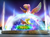 台北燈節登場　回收光碟變主燈