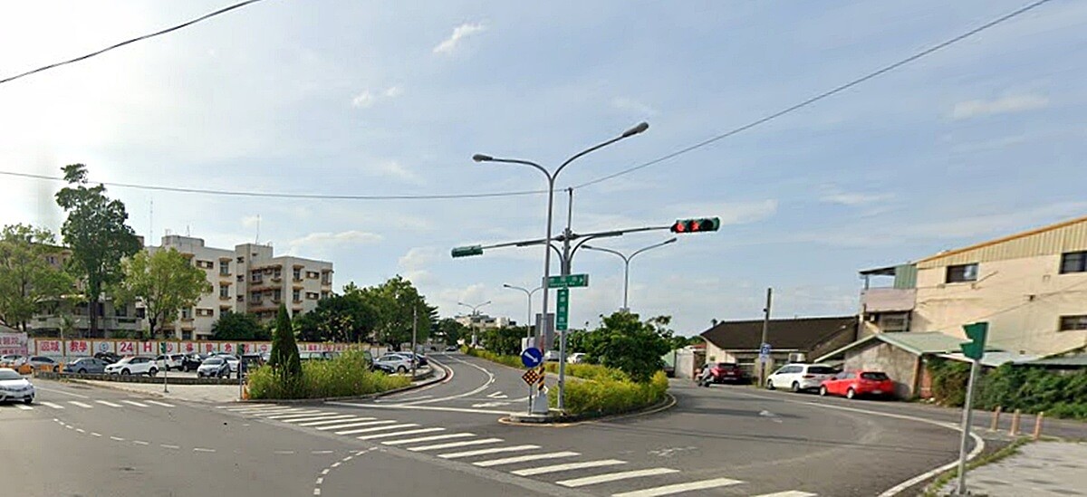 土地銀行今年5月推出首宗設定地上權案、以超過3,100萬元得標,該筆南投市區地上權案,溢價率衝破50%。示意圖/google map