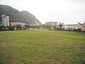 碧砂漁港整容　多了青青草原