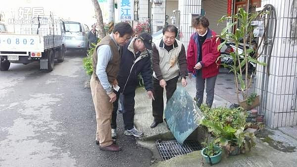 霧峰吉峰遭不明廢氣汙染 住戶苦不堪言