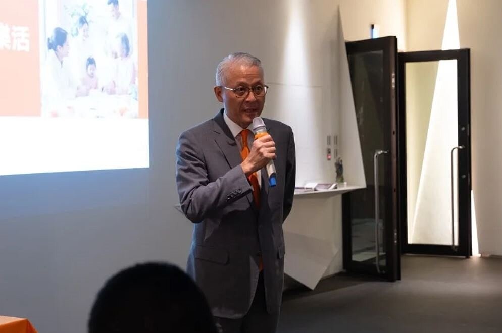 面對高房價與高年齡社會,台灣房屋集團首席副總裁周鶴鳴19日在台灣房屋「財富傳承,資產樂活專業講座」中表示,辛苦累積的財富如何順利傳給下一代是一個重要議題,若未妥善規劃,將可能延伸出繼承糾紛、稅務損失與家庭關係裂痕等風險。 台灣房屋集團提供