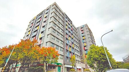 新北市社宅2021年起委由新北市住宅及都市更新中心營運管理,訂有設施設備修繕機制標準化流程,先由住戶透過紙本或APP線上申請報修,並可依自身需求選擇報修管道。新聞示意圖。(本報資料照片)