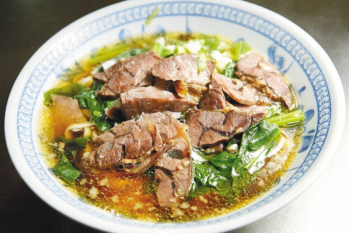 延三夜市的汕頭牛肉麵。圖/聯合報系資料照