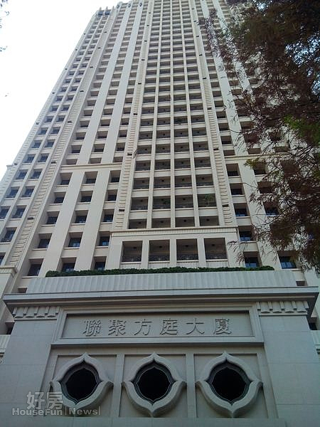 1「聯聚方庭」延續低調奢華氣息,高貴又深具品味。