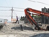 彰縣大村鄉橋面高路面2米　官民「橋」不攏