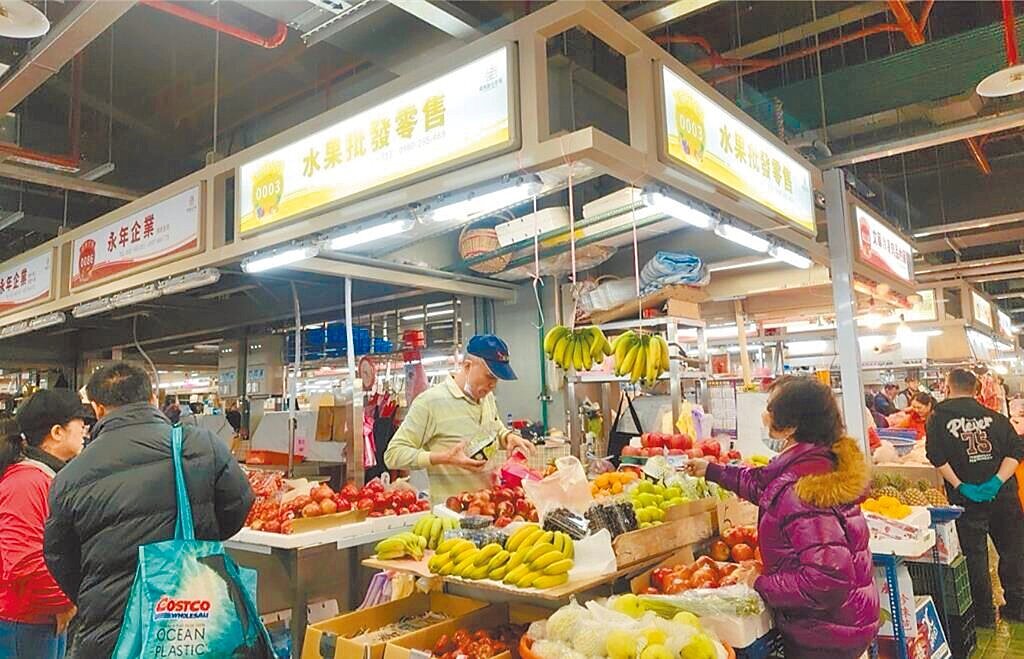 歷時9年改建的台北市環南市場，在今年2月中旬正式啟用，不過啟用至今問題仍不斷。圖／台北市市場處提供
