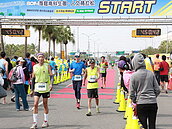 體驗南科生態人文　馬拉松萬人開跑