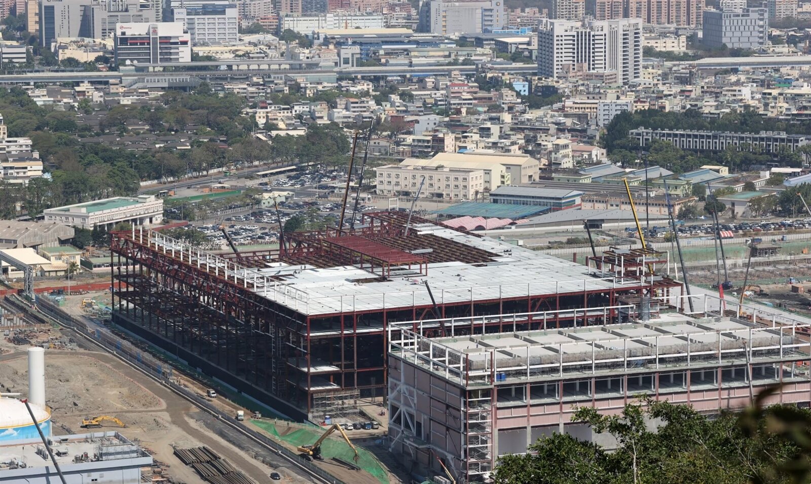 戴德梁行指出,今年第2季台灣大額商用不動產以科技、製造相關廠辦為主。廠辦示意圖。圖/本報資料照片