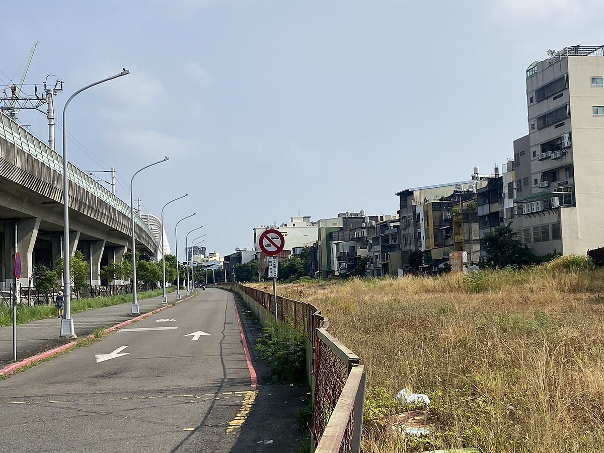 台鐵員林火車站周邊都更案,第三次公告招商,開發台鐵商用土地,地方盼帶動商圈發展。記者林宛諭/攝影