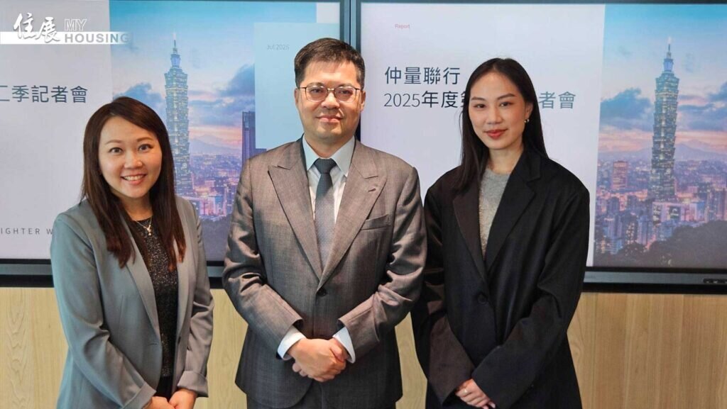 仲量聯行發布第二季商用不動產季報,圖為商業不動產部副總經理游淑芬、台灣董事總經理侯文信、行銷部經理邱凡芮(由左至右)。圖/朱福山