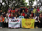 帶動觀光熱點　十八尖山高齡友善公園揭牌