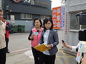 體三用地遭佔10年收停車費　南市府束手無策？