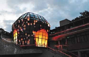 位於菁桐火車站旁的「天燈派出所」將於3月14日起點亮平溪夜空。
圖/新北市觀旅局提供