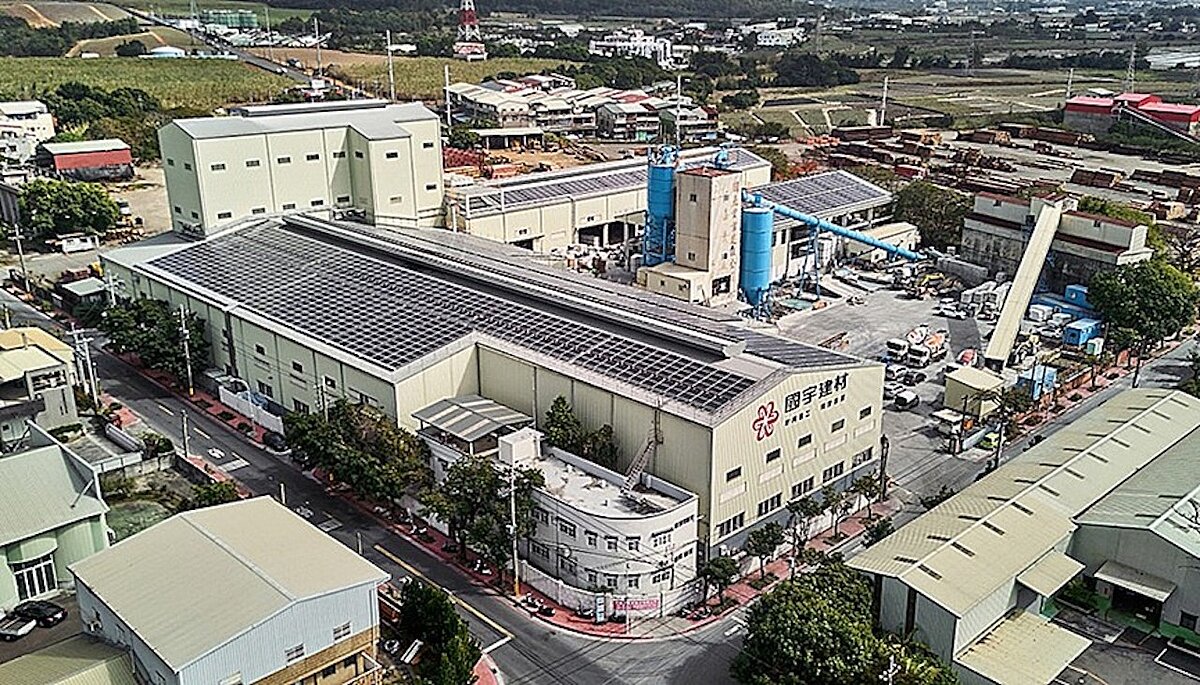 受惠AI全台廠辦大建設,國產建材實業今年以來的營運皆穩健前進。圖/國產建材實業提供