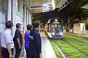 高雄輕軌「延長末班車時間」獲好評　運量破上半年平均