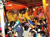三月「瘋」媽祖　南瑤宮笨港進香零晨起駕