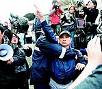 文林苑建商動工　五波衝突、聲援者撤離