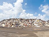 又有颱風　掀頂災戶哀嚎麥擱來