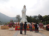 鯉魚潭賞春嘉年華　古婚禮、歌舞秀熱鬧有趣