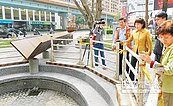瑠公圳公園　水池無欄遭投訴