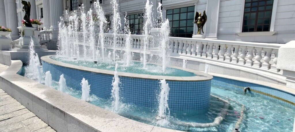 磁磚防水、防火、抗酸鹼、抗溫差，耐侯。 圖:晉大陶瓷提供