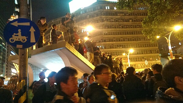 反服貿(網友Lion 提供)