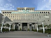 他想與女友在外租屋同居　當鋪借款「年利率97％」這理由判無罪