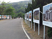 清明掃墓兼看展　新北首創全球墓園攝影展